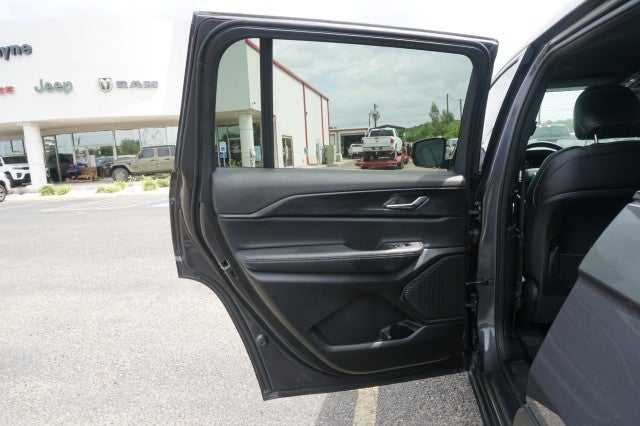 2025 Jeep Grand Cherokee L Laredo X