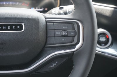 2023 Jeep Wagoneer Base