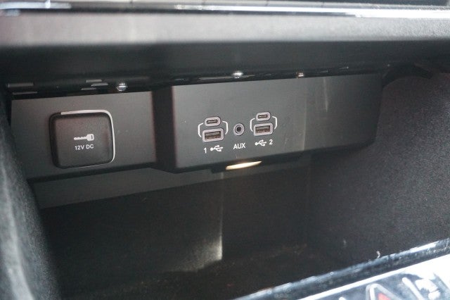 2023 Jeep Wagoneer Base