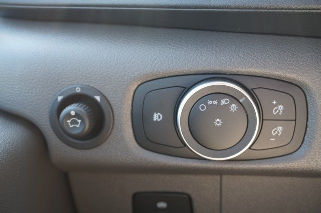 2025 Ford Transit Passenger Wagon XL