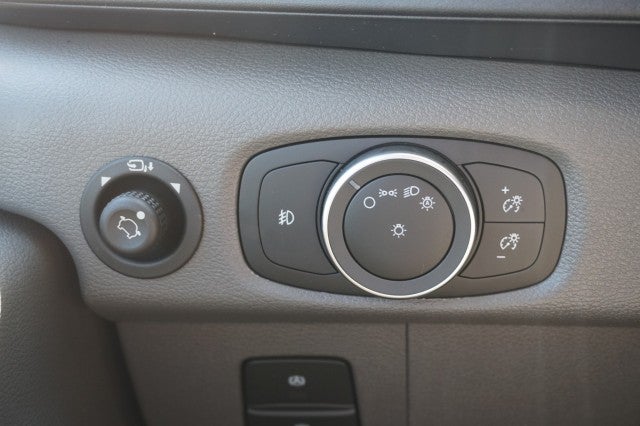 2025 Ford Transit Passenger Wagon XL