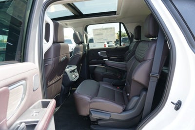 2025 Ford Expedition Platinum