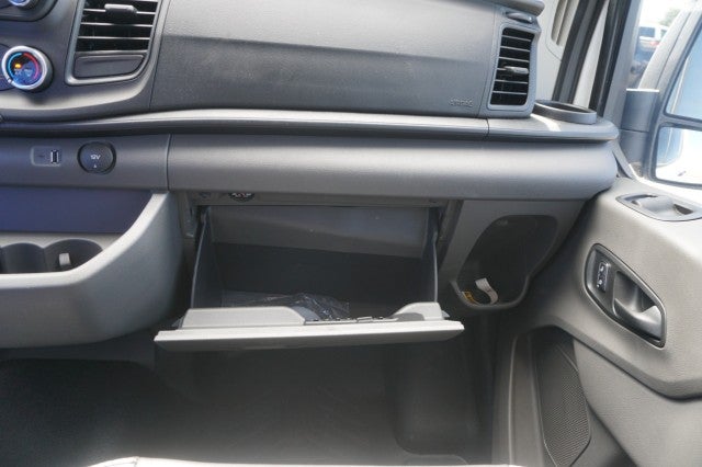 2025 Ford Transit Cargo Van Base