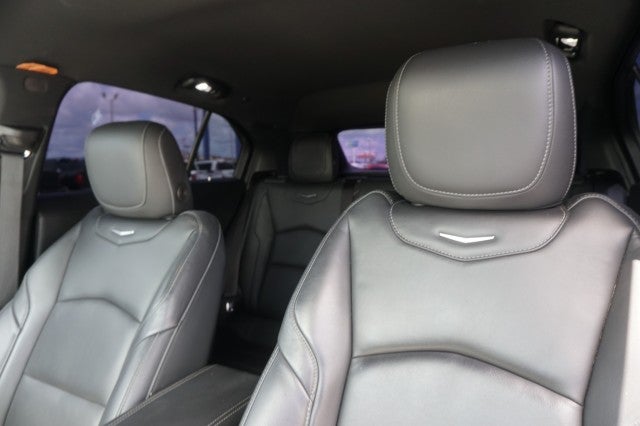 2022 Cadillac XT4 FWD Premium Luxury