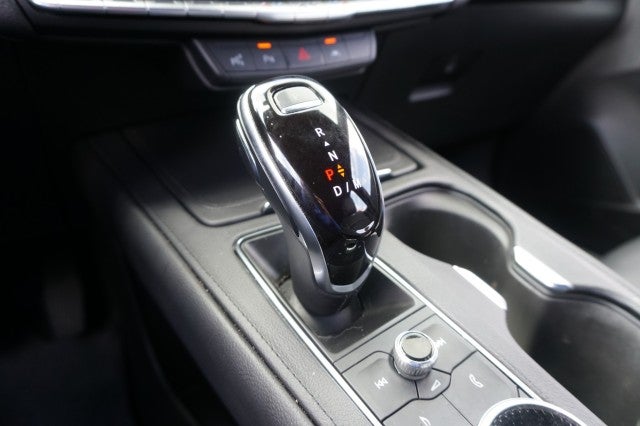 2022 Cadillac XT4 FWD Premium Luxury