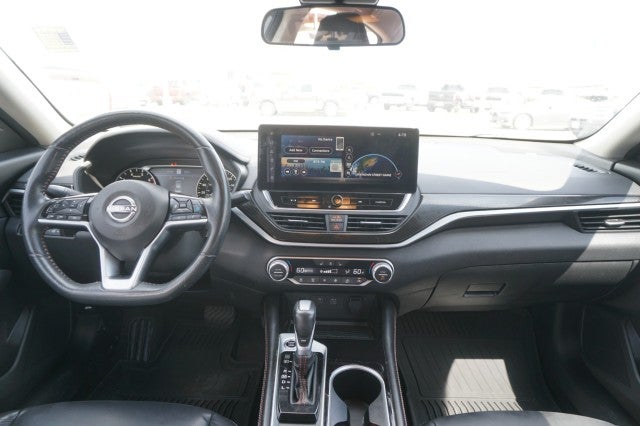2023 Nissan Altima 2.0 SR