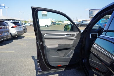 2023 Volkswagen Atlas Cross Sport 3.6L V6 SEL Premium R-Line