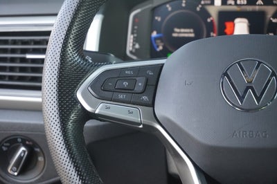 2023 Volkswagen Atlas Cross Sport 3.6L V6 SEL Premium R-Line