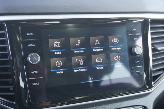2023 Volkswagen Atlas Cross Sport 3.6L V6 SEL Premium R-Line