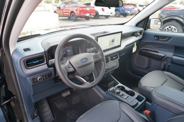 2025 Ford Maverick Lobo Standard