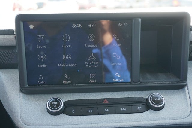 2023 Ford Maverick XL