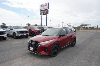 2023 Nissan Kicks SR
