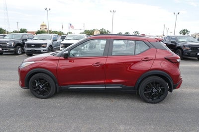 2023 Nissan Kicks SR