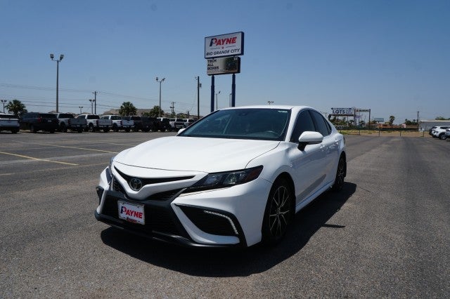 2024 Toyota Camry SE