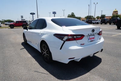2024 Toyota Camry SE