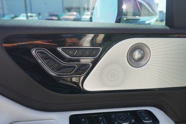 2020 Lincoln Aviator Black Label