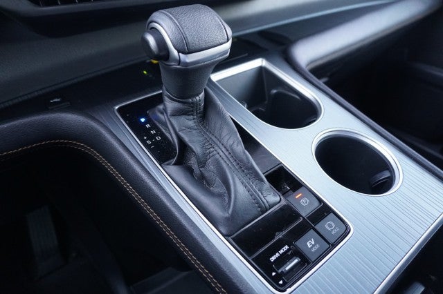 2022 Toyota Sienna XLE Woodland Edition