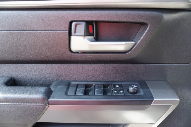 2024 Toyota Tundra 4WD SR5