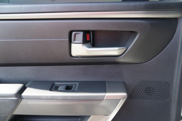 2024 Toyota Tundra 4WD SR5