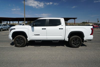 2024 Toyota Tundra 4WD SR5