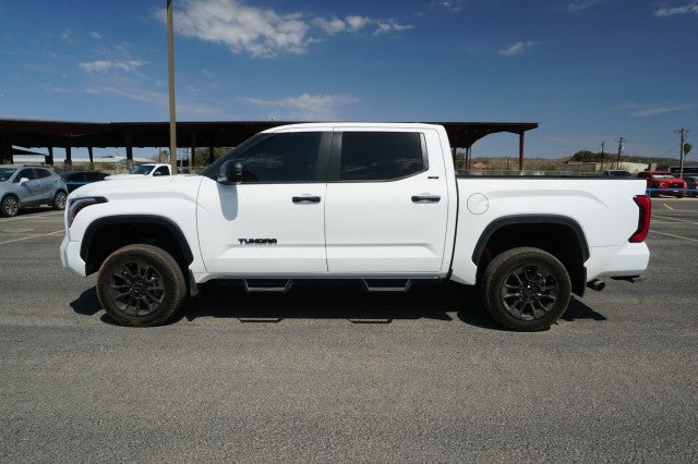 2024 Toyota Tundra 4WD SR5