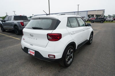 2025 Hyundai Venue SEL