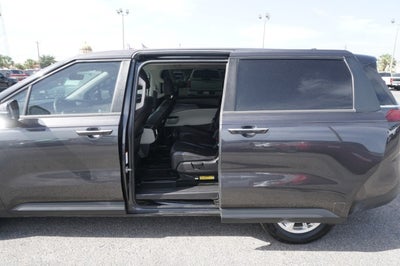 2023 Kia Carnival LX