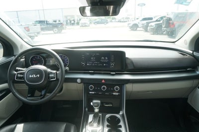 2023 Kia Carnival LX