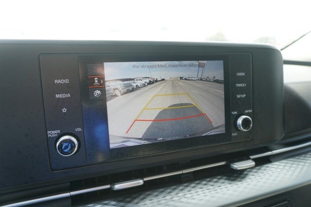 2023 Kia Carnival LX