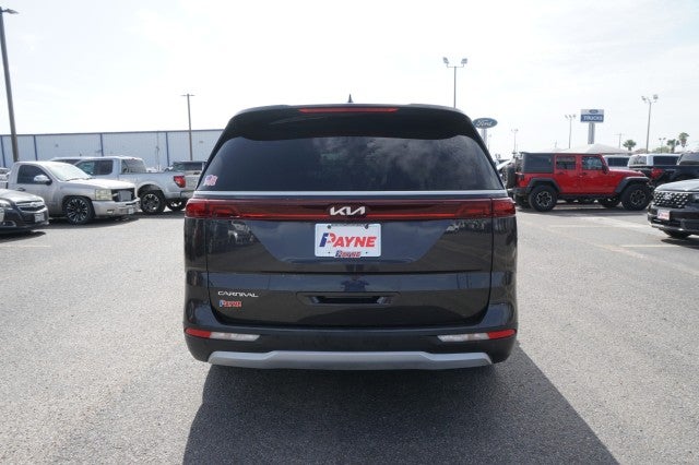 2023 Kia Carnival LX