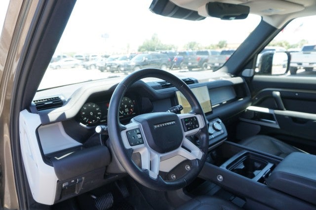 2024 Land Rover Defender S