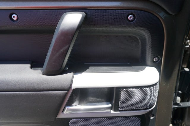 2024 Land Rover Defender S
