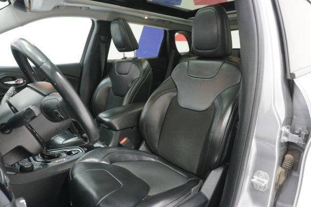 2020 Jeep Cherokee Altitude