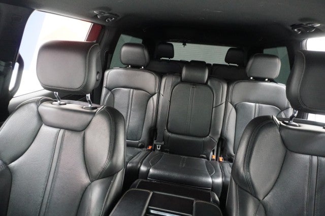 2024 Jeep Wagoneer Base