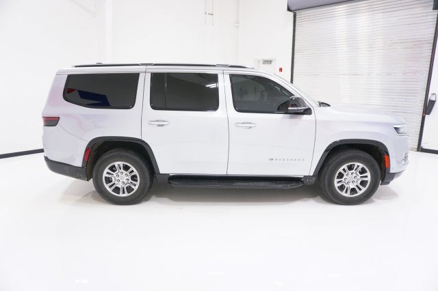 2024 Jeep Wagoneer Base