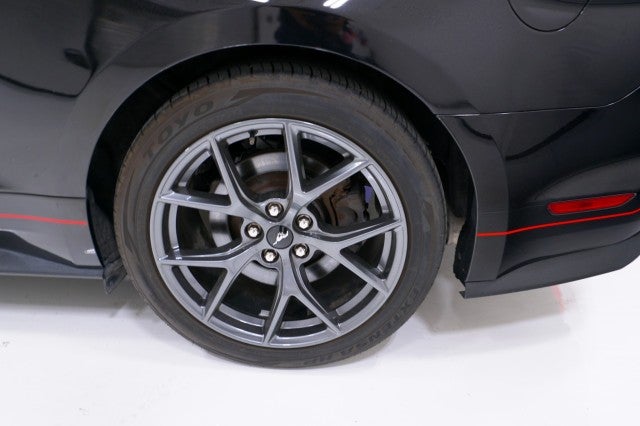 2022 Ford Mustang Mach 1