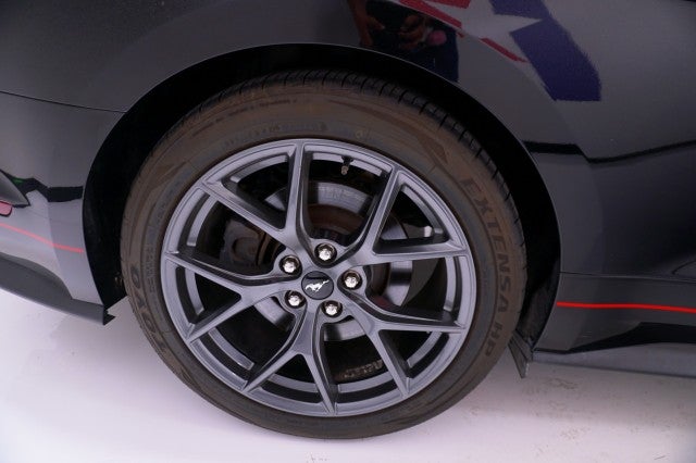 2022 Ford Mustang Mach 1