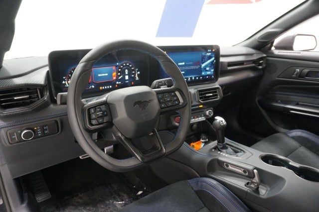 2025 Ford Mustang Dark Horse