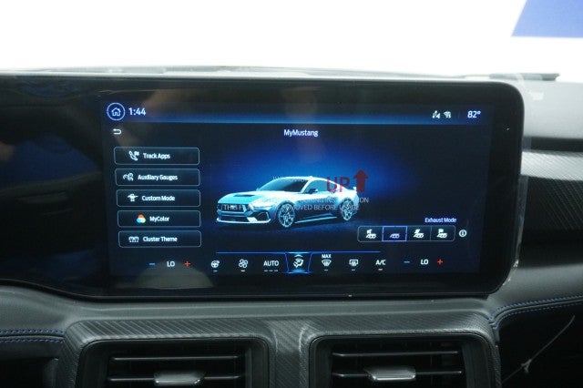 2025 Ford Mustang Dark Horse