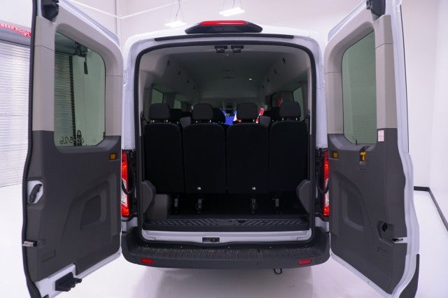 2026 Ford Transit Passenger Wagon XL