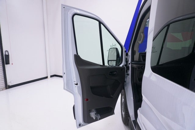 2026 Ford Transit Passenger Wagon XL