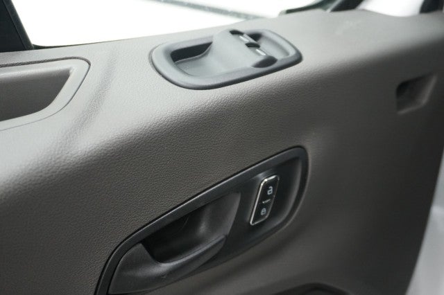2026 Ford Transit Passenger Wagon XL