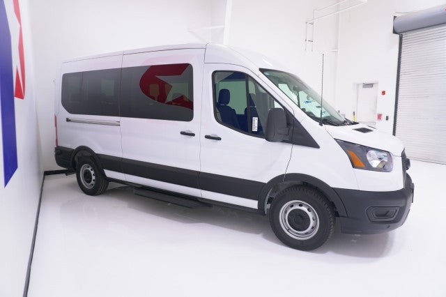 2026 Ford Transit Passenger Wagon XL