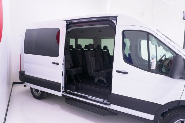 2026 Ford Transit Passenger Wagon XL