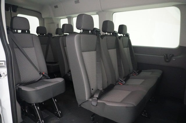 2026 Ford Transit Passenger Wagon XL