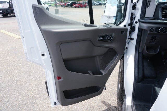 2025 Ford Transit Passenger Wagon XL