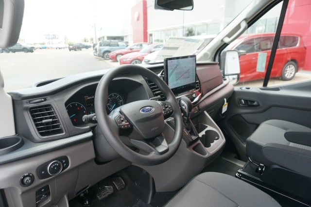 2025 Ford Transit Passenger Wagon XL