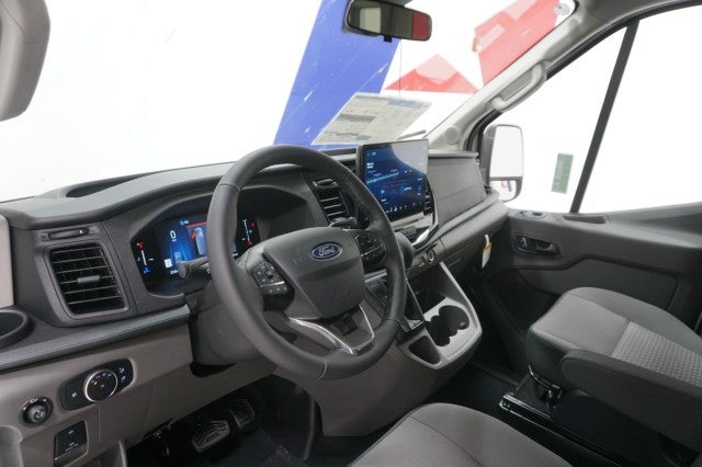 2026 Ford Transit Passenger Wagon XL