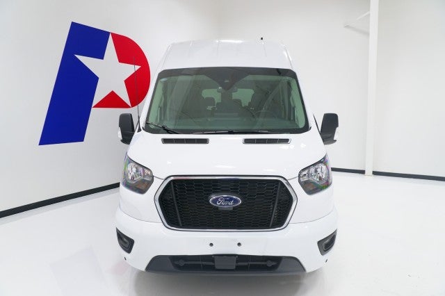 2025 Ford Transit Passenger Wagon XLT