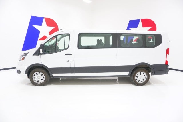 2023 Ford Transit Passenger Wagon XLT